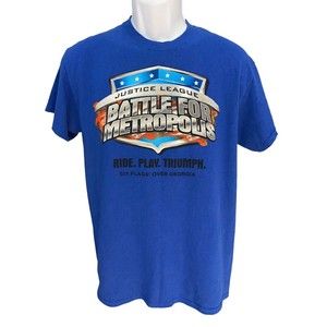 Six Flags men's M Graphic t-shirt Justic League Battle for Metropolis